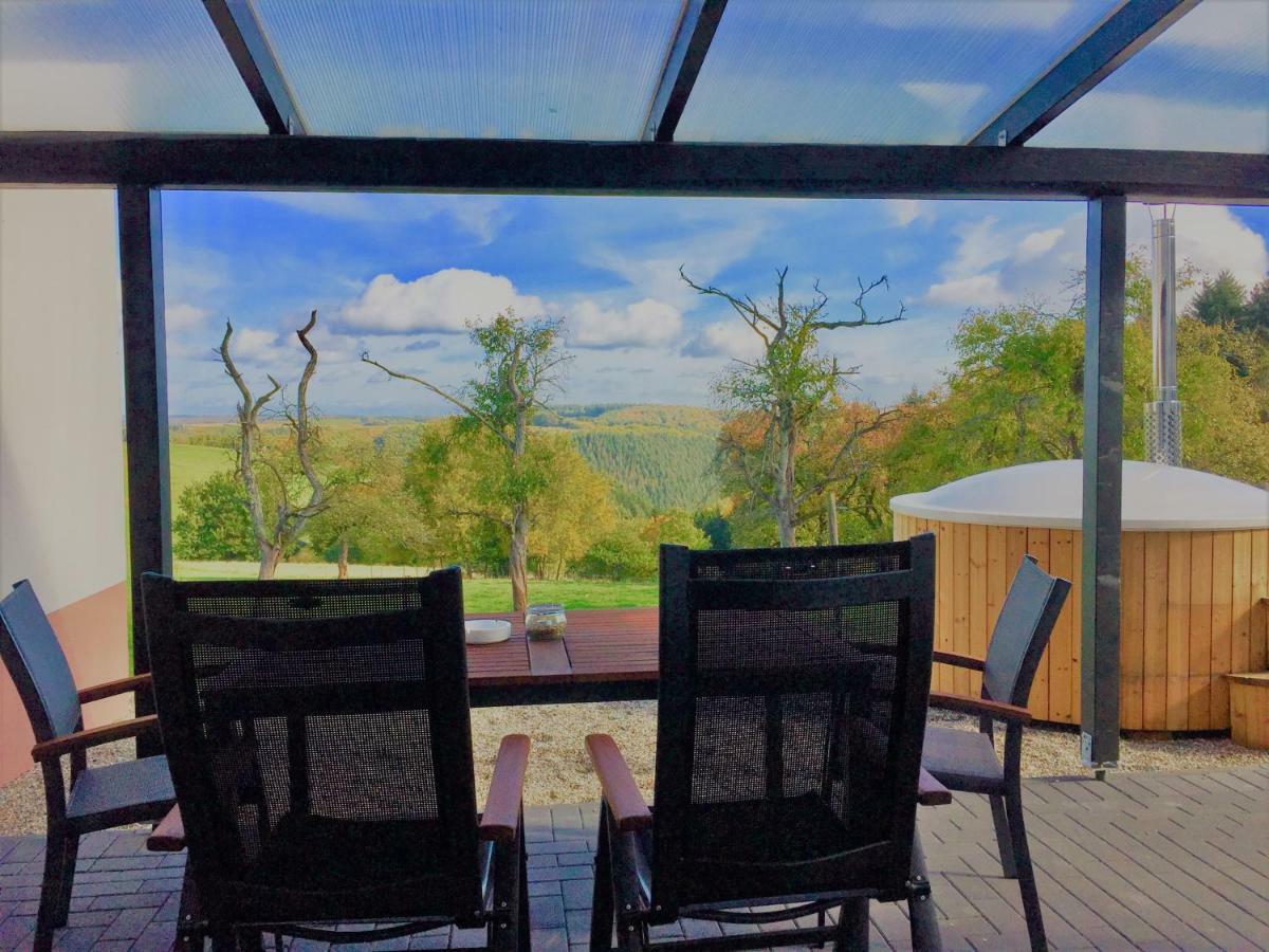 Auszeit-Eifel Eifelhaus "Burgass 1807" Sauna & Badezuber Willwerscheid エクステリア 写真