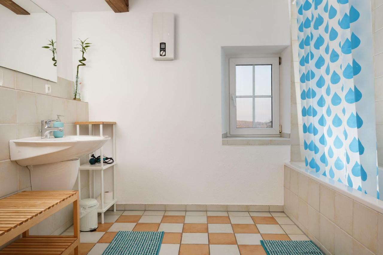 Auszeit-Eifel Eifelhaus "Burgass 1807" Sauna & Badezuber Willwerscheid エクステリア 写真